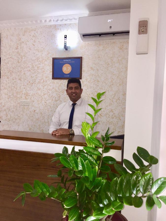 Oyo Motelvip Colombo Eksteriør bilde