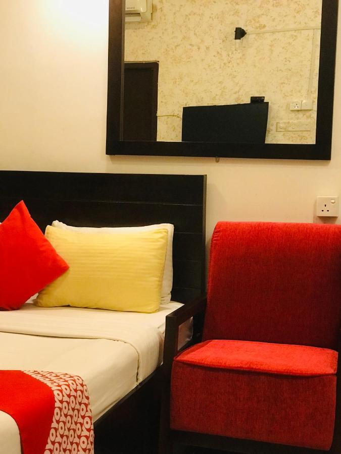 Oyo Motelvip Colombo Eksteriør bilde